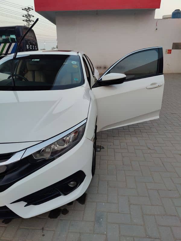 Honda Civic Oriel 2017 1