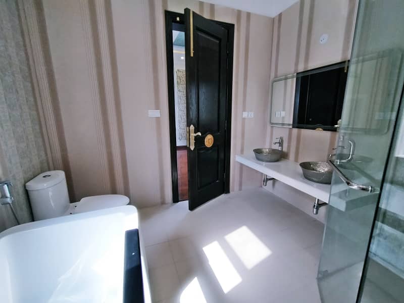 10 Marla Most Beautiful House For Sale DHA phase 7 28