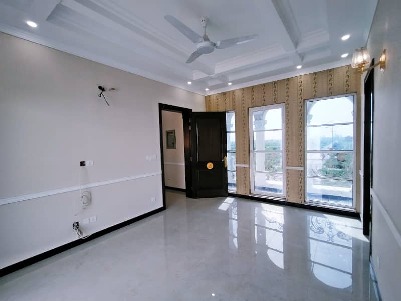 10 Marla Most Beautiful House For Sale DHA phase 7 38