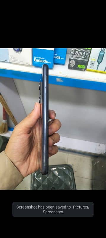 Infinix Hot20i 7