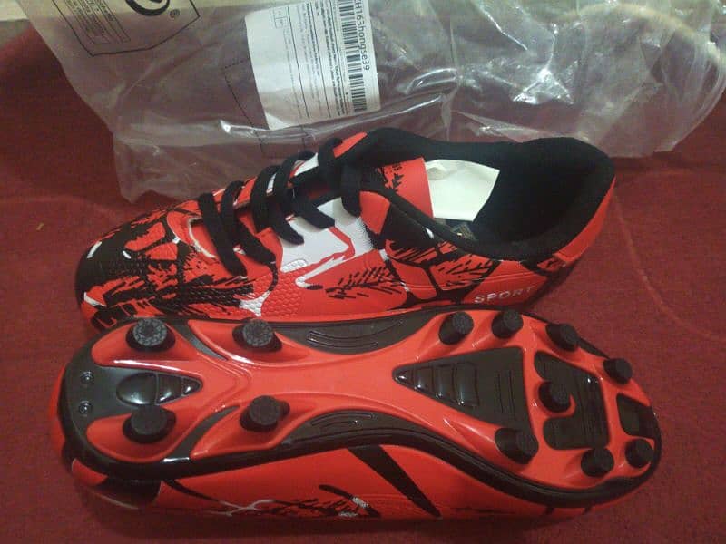 new football shoes size 39 0