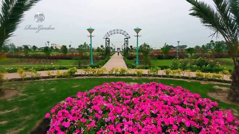 FACING PARK 10 MARLA PLOT | SURROUNDED BY HOMES | FULLY DEVELOPED PARK | CC BLOCK BAHRIA TOWN LAHORE 0