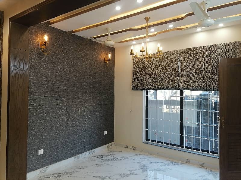 5 MARLA BRAND NEW HOUSE FOR SALE IN AA BLOCK BAHRIA TOWN 3