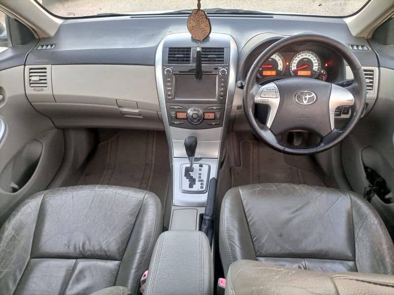 Toyota Corolla Altis 2012 4