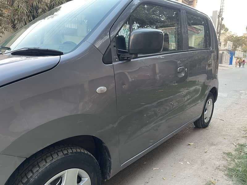 Suzuki Wagon R VXL 2017 Total Genuine Car 4