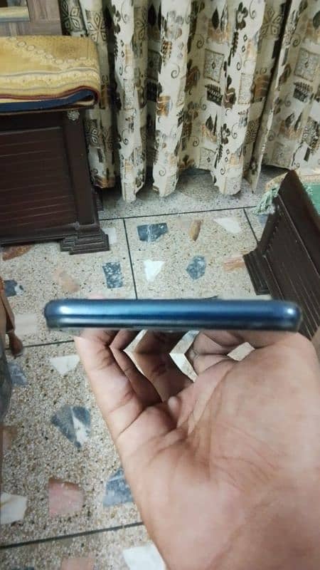 vivo y20s side fingerprint (8/256) gb home used phone 7