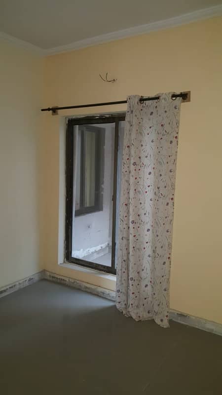 Ground Floor Flat For Rent 8