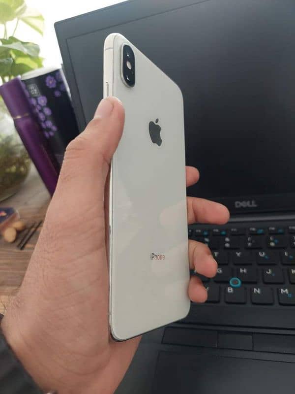 Iphone Xs comfortable mobile HH. 3