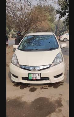 Honda Fit shuttle 2012 model hybrid