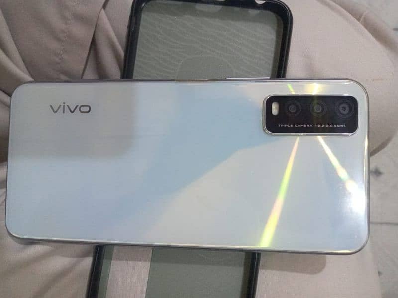 vivo y20 4/64 2