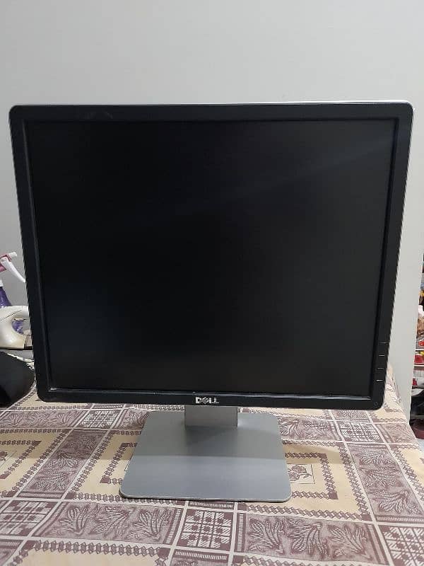 Dell lcd 18inches 0