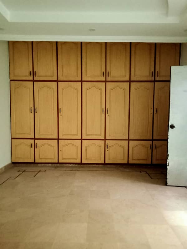 10 marla neat full house for rent in al amin society near bedian road lhr 3