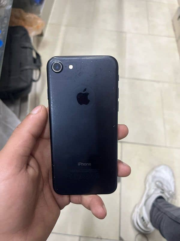 I phone 7 factory unlocked okay sat 3