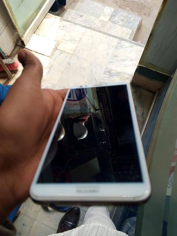 im selling my huawei y7 prime 0