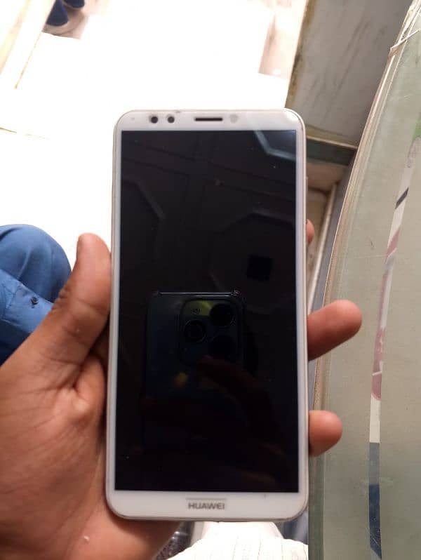 im selling my huawei y7 prime 5