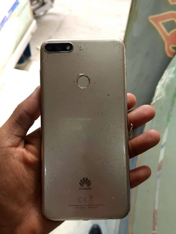 im selling my huawei y7 prime 6