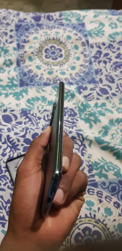 Tecno spark 20 pro plus.                             Condition 10/9.5 5