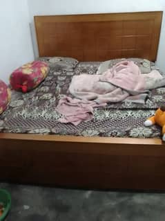 king size bed without metrs