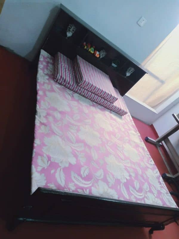 bed used 7