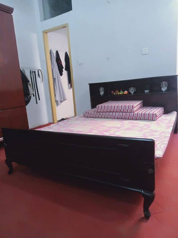 bed used 10