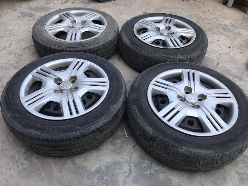 Rims Saday 15" with Tyres and wheel cups 0