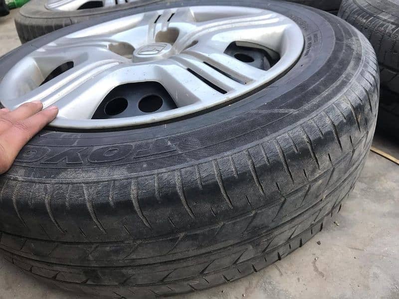 Rims Saday 15" with Tyres and wheel cups 4