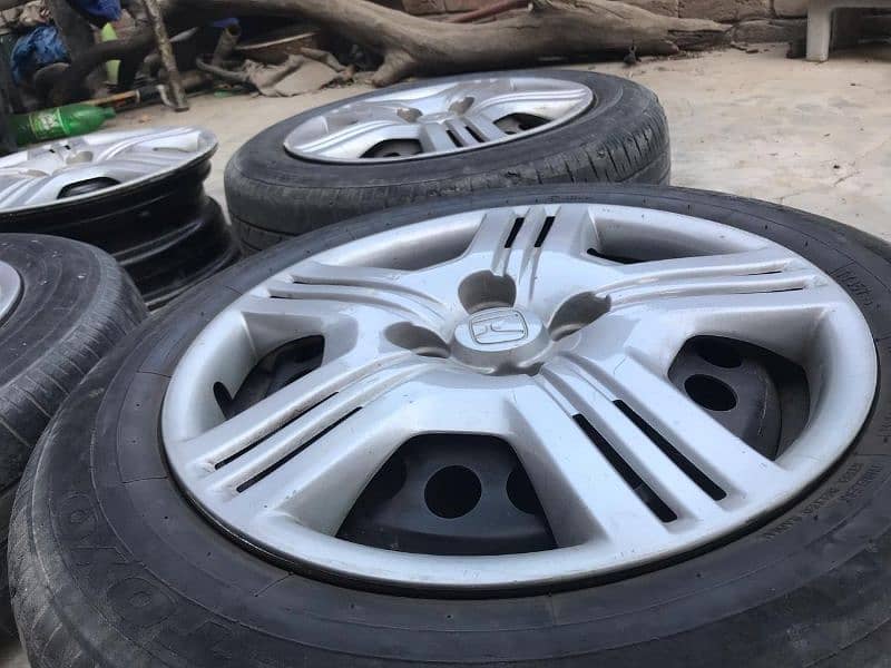 Rims Saday 15" with Tyres and wheel cups 6