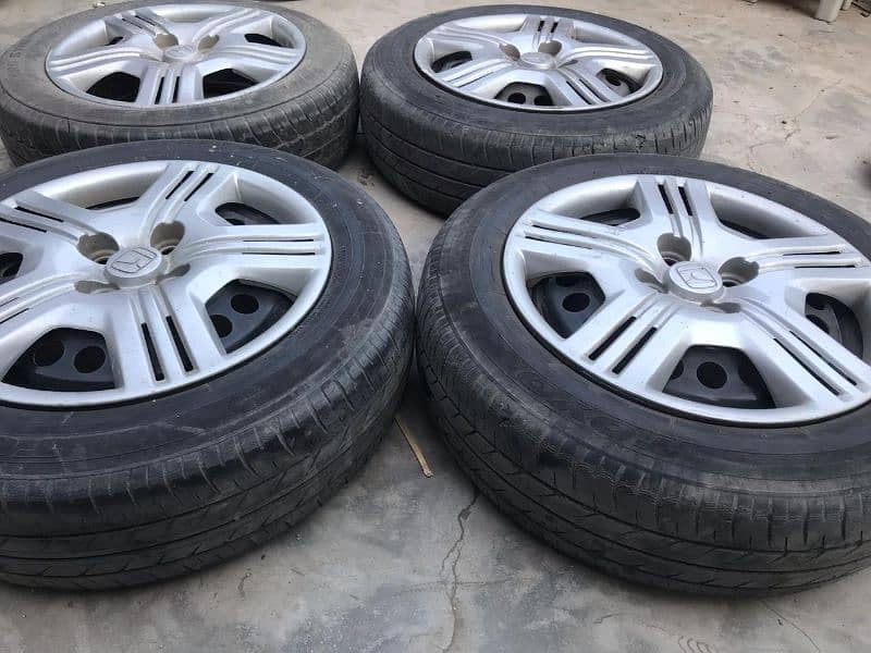 Rims Saday 15" with Tyres and wheel cups 7