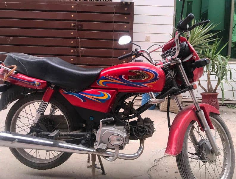 100cc United US 100 – Fuel-Efficient & Reliable Bike 1