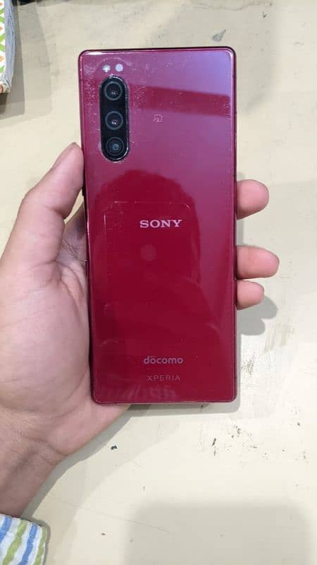 Sony Xperia 5 mark 1 (very heavy phone) 8