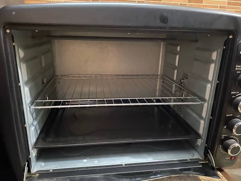 Generaltec baking oven 75L 3