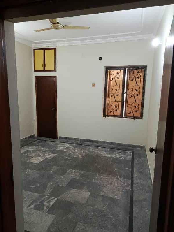 10MARLA MARBLE CHIPS FLOORING UPPER PORTION FOR RENT IN ALLAMA IQBAL TOWN 1