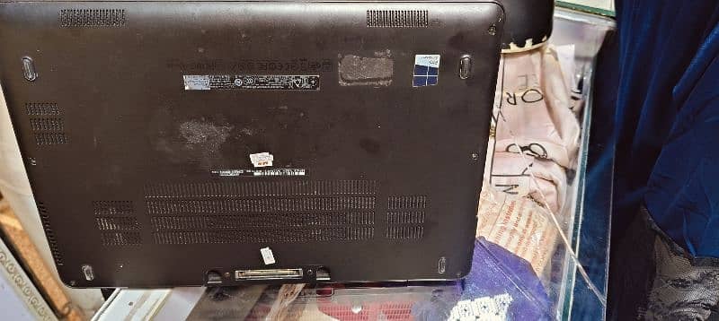 Dell Latitude E7470 4