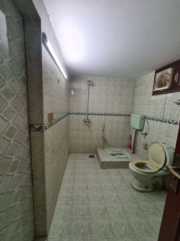 10MARLA NEW TILE FLOORING UPPER PORTION FOR RENT IN ALLAMA IQBAL TOWN 8