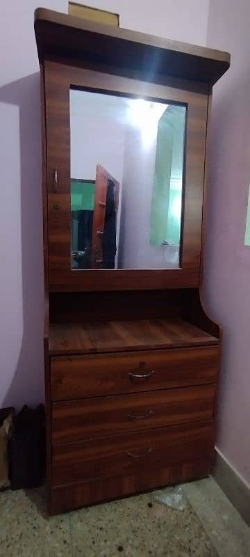 Bed 3 Door Cupboard & Dresser 3