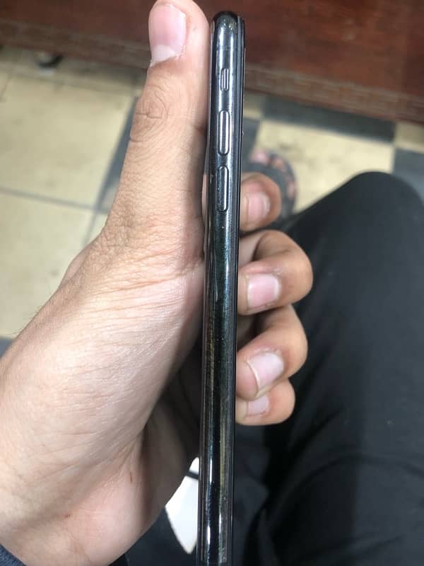 iphone xs for sale 4