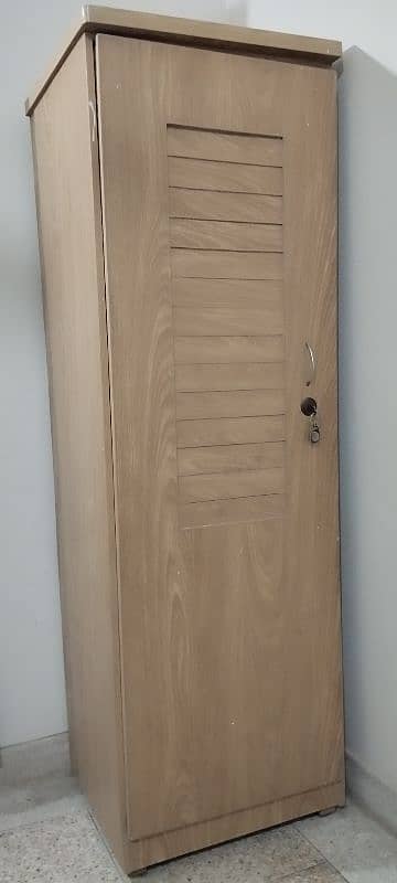 Full size Bed + Single Door Cupboard 3