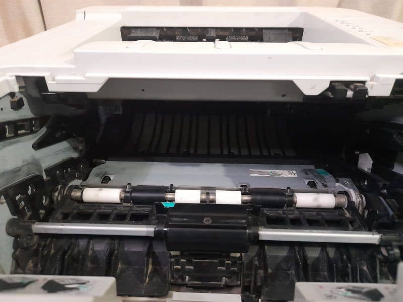 HP LaserJet P2035 8