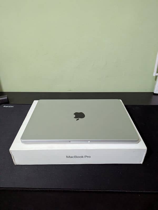 M1 MacBook Pro 2021 1