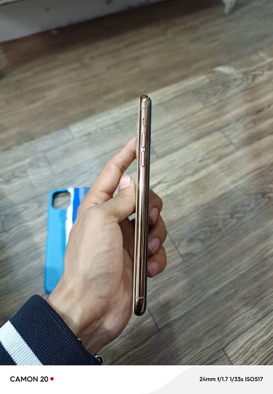 iphone 11 pro Max 256 GB Dual sim Pta Approved 1