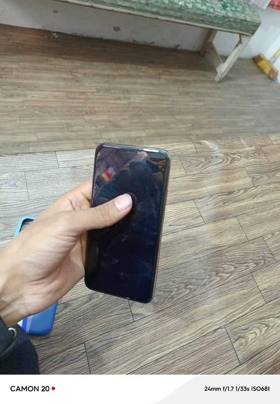 iphone 11 pro Max 256 GB Dual sim Pta Approved 8