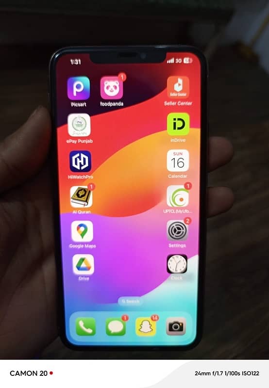 iphone 11 pro Max 256 GB Dual sim Pta Approved 12