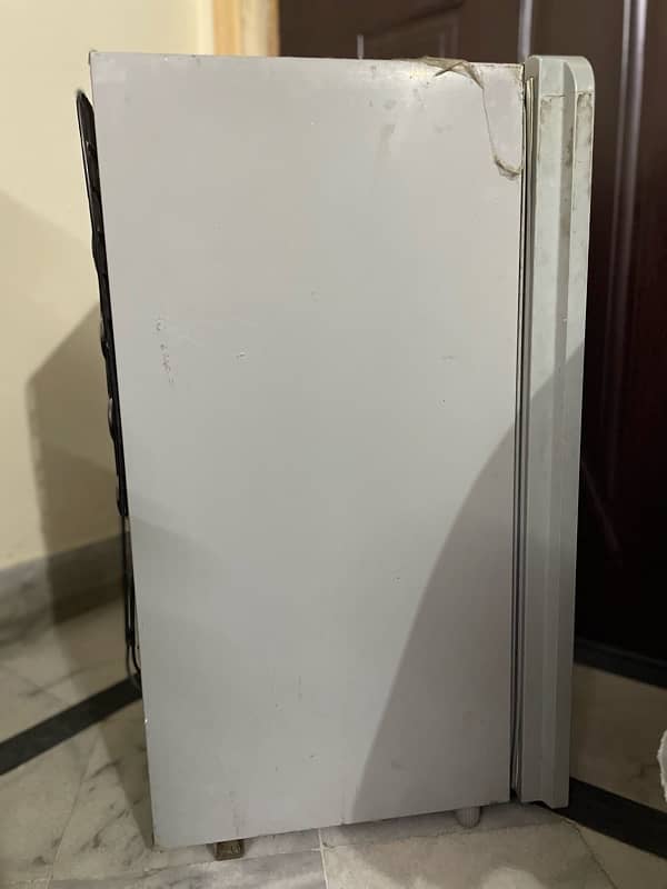 Canon 1 door fridge 2