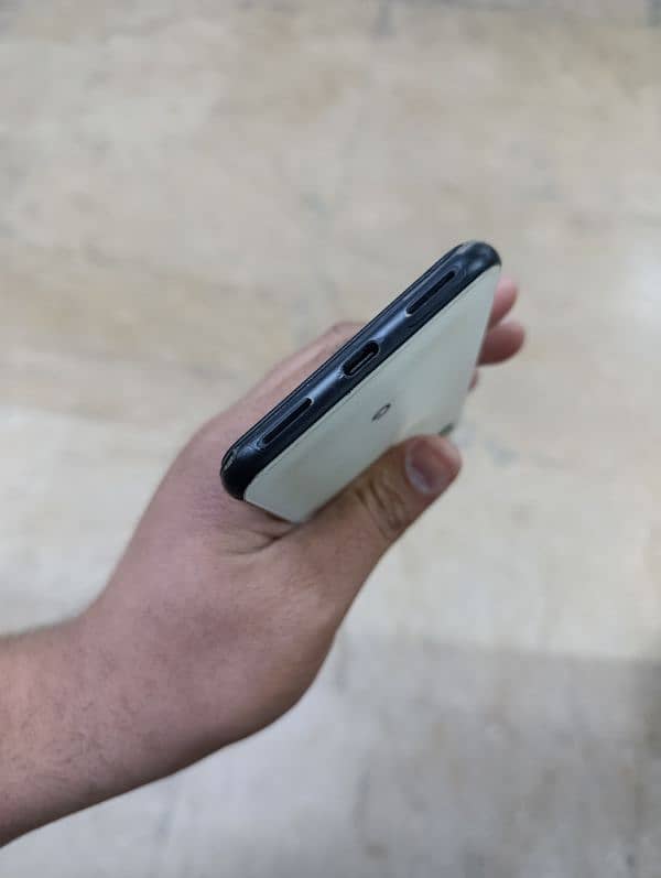 Pixel 4XL White PTA Approved 5