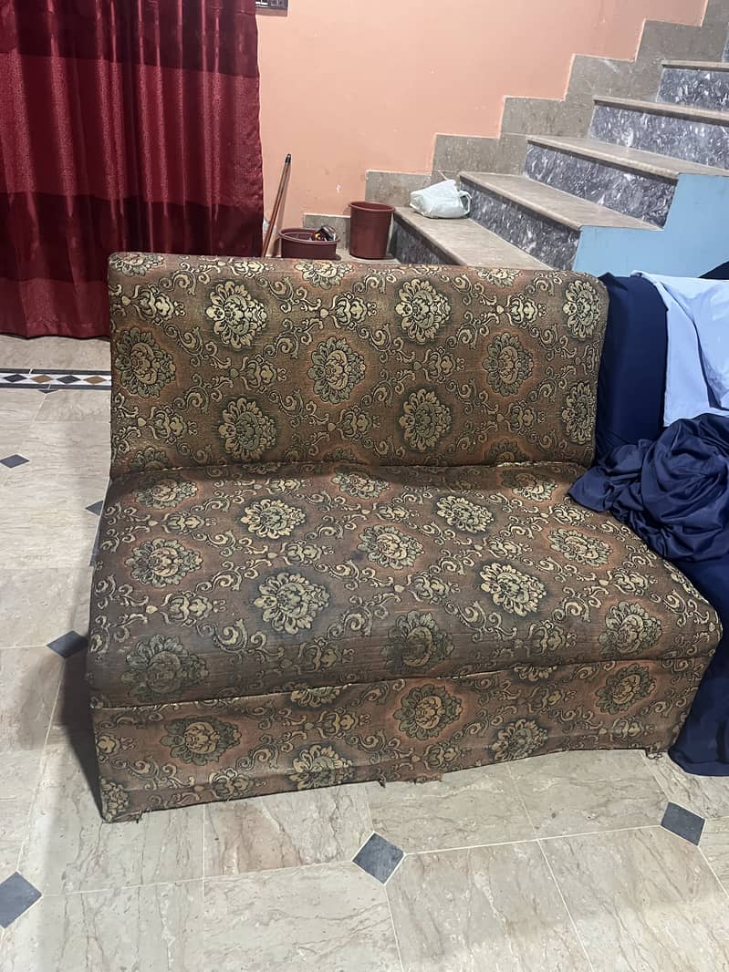 Sofa set used for sale 3