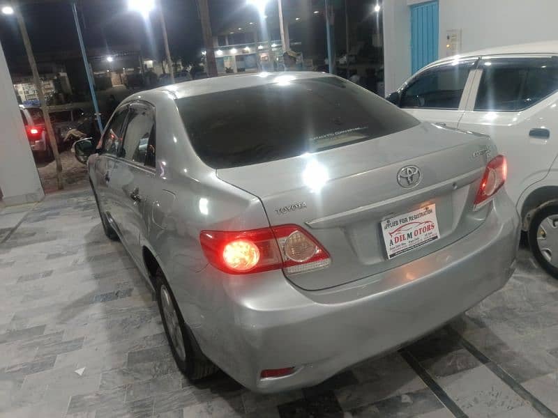 Toyota Corolla XLI 2013 4