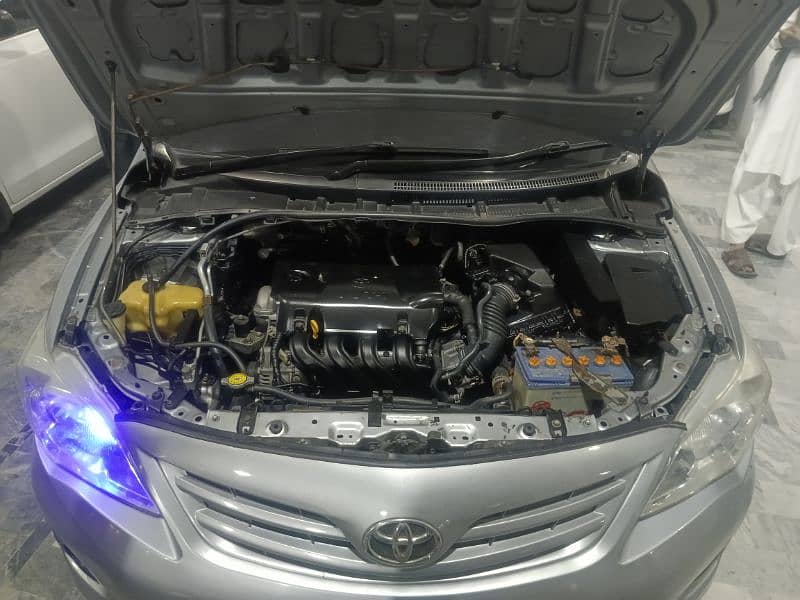 Toyota Corolla XLI 2013 12