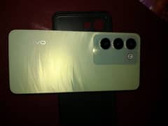 Vivo Y100