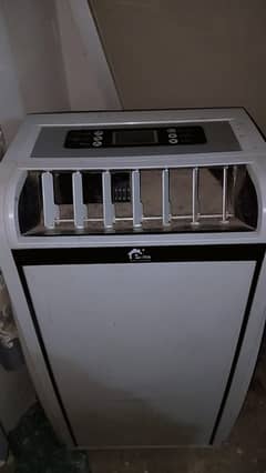 portable AC 1 ton new condition