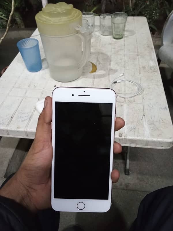 iPhone 7plus Non pta 32gb sale Whatsapp 03251396551 3